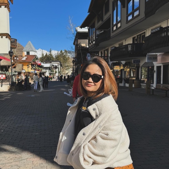 Meet your Posher, Pim - Picture 1 of 1